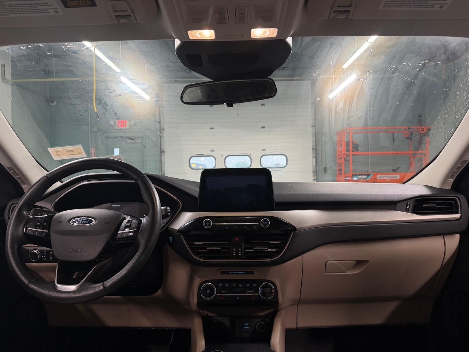 Thumbnail: 2021 Ford Escape - 3