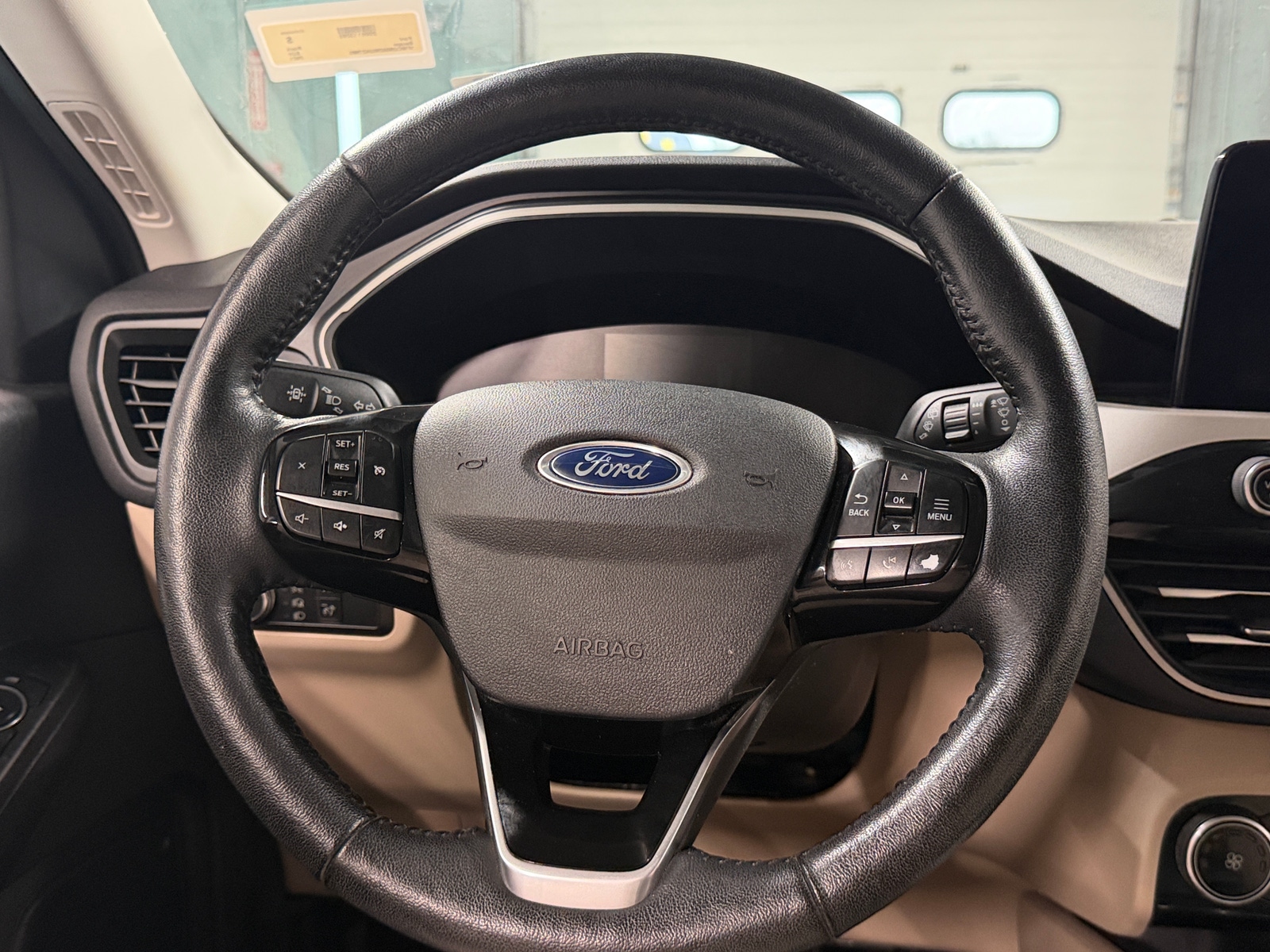 Thumbnail: 2021 Ford Escape - 5
