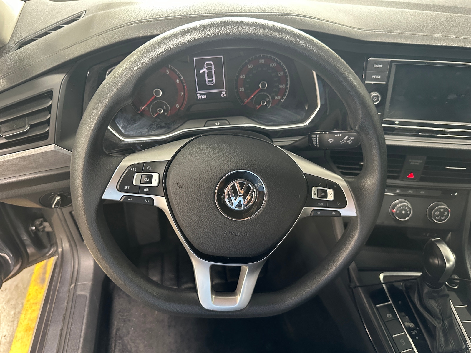 Thumbnail: 2021 Volkswagen Jetta - 5