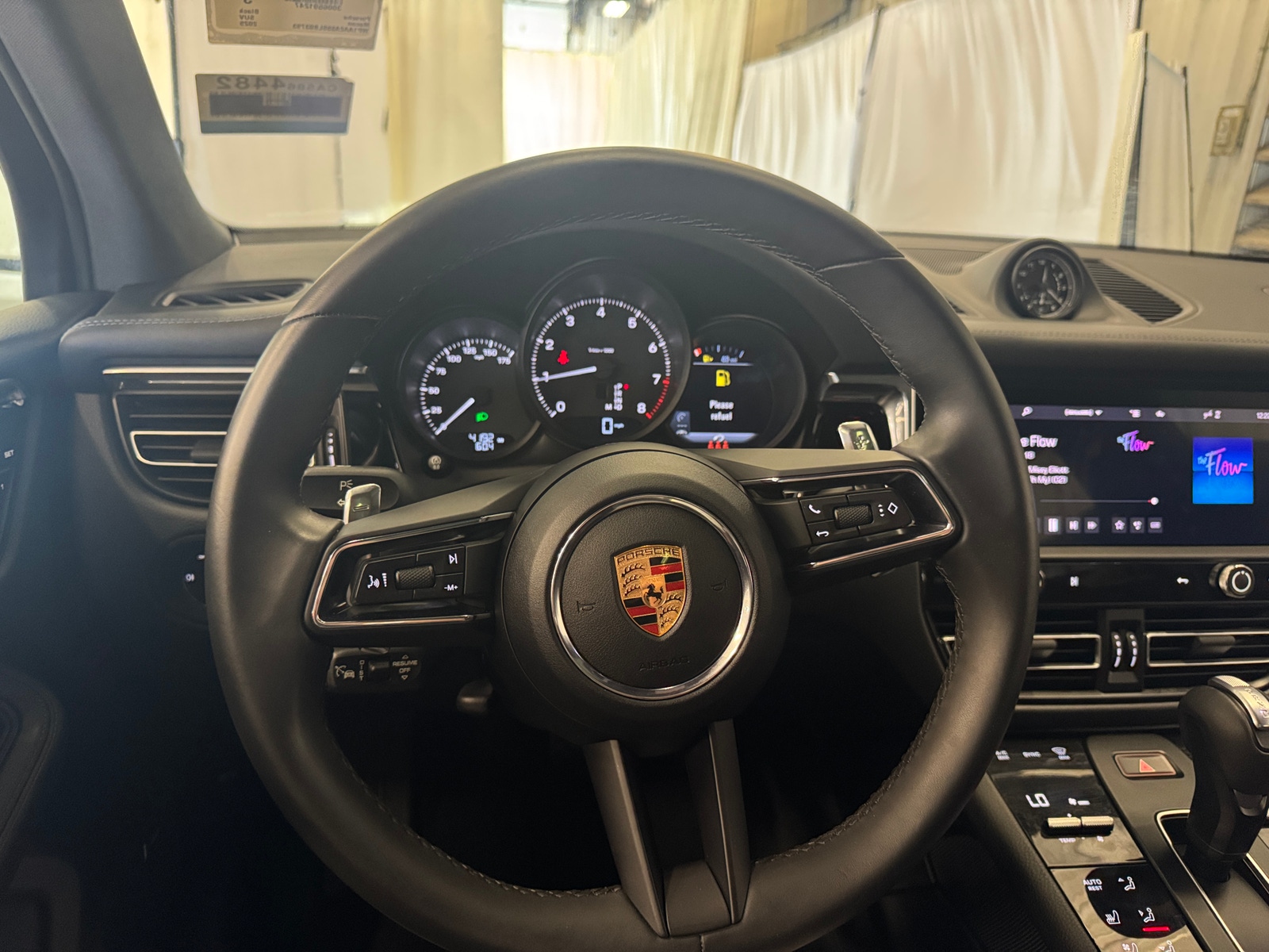 Thumbnail: 2025 Porsche Macan - 4