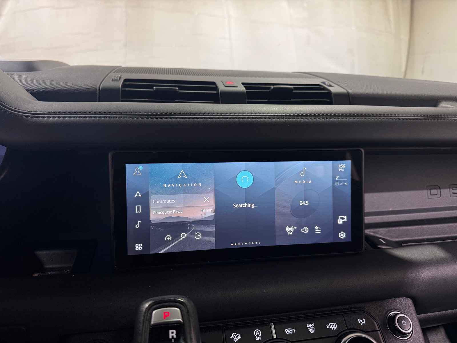 Thumbnail: 2020 Land Rover Defender - 4