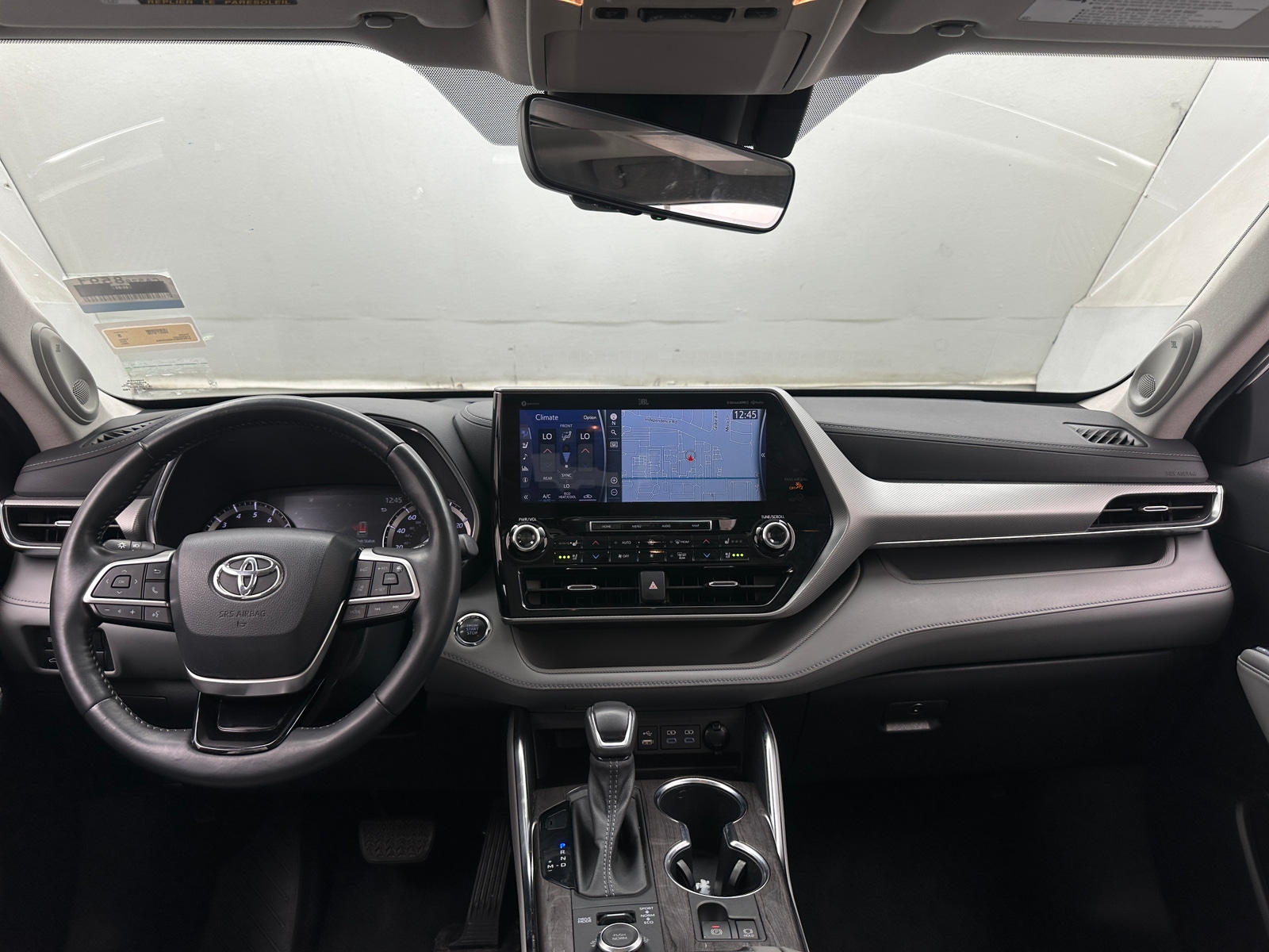 Thumbnail: 2022 Toyota Highlander - 2