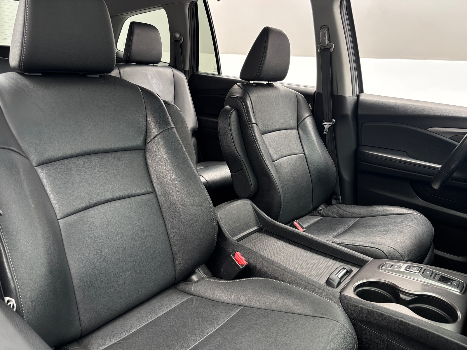 Thumbnail: 2021 Honda Pilot - 2