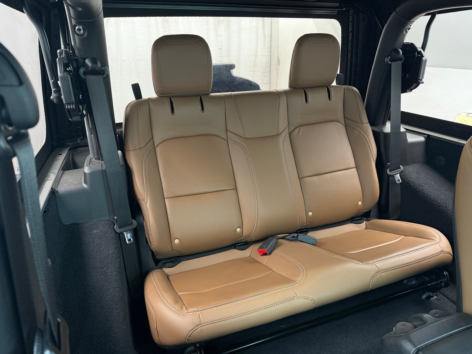 Thumbnail: 2020 Jeep Wrangler - 5