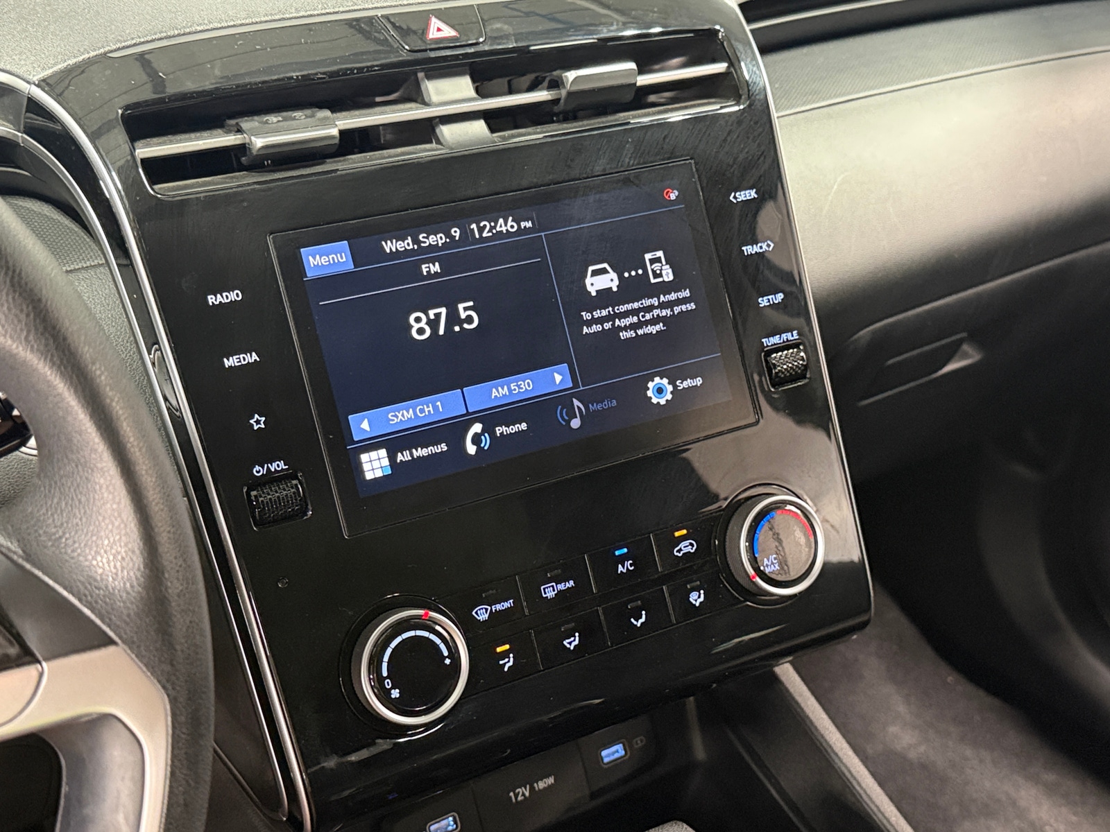 Thumbnail: 2022 Hyundai Tucson - 4