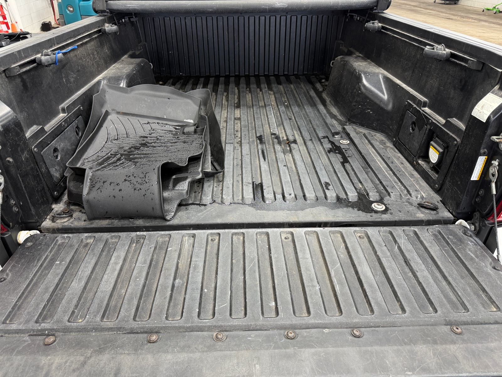 Thumbnail: 2016 Toyota Tacoma - 7