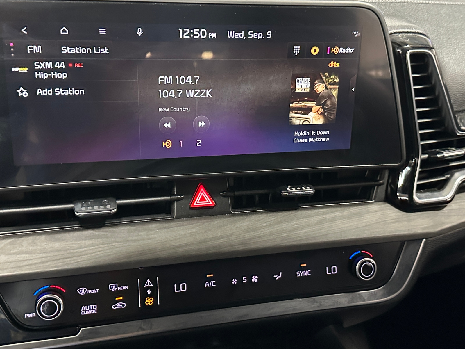 Thumbnail: 2024 Kia Sportage - 3