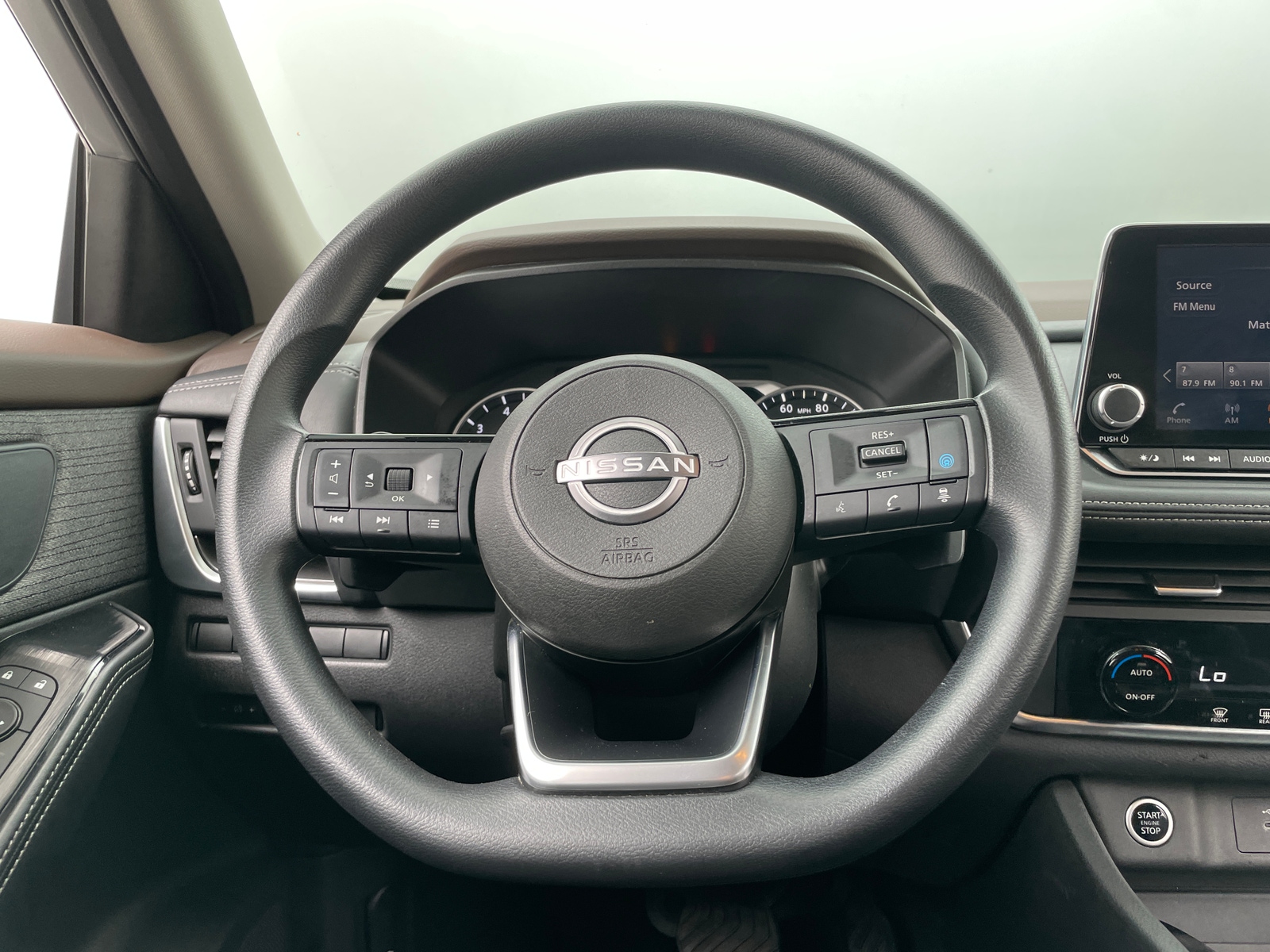 Thumbnail: 2023 Nissan Rogue - 5