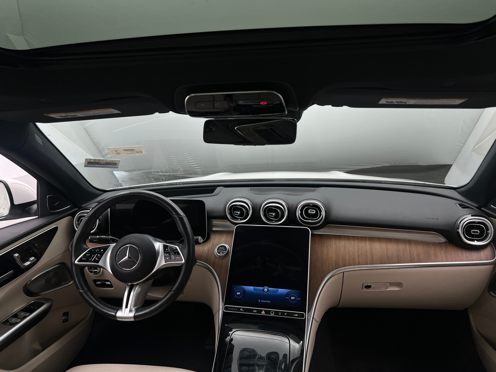 Thumbnail: 2022 Mercedes-Benz C-Class - 2