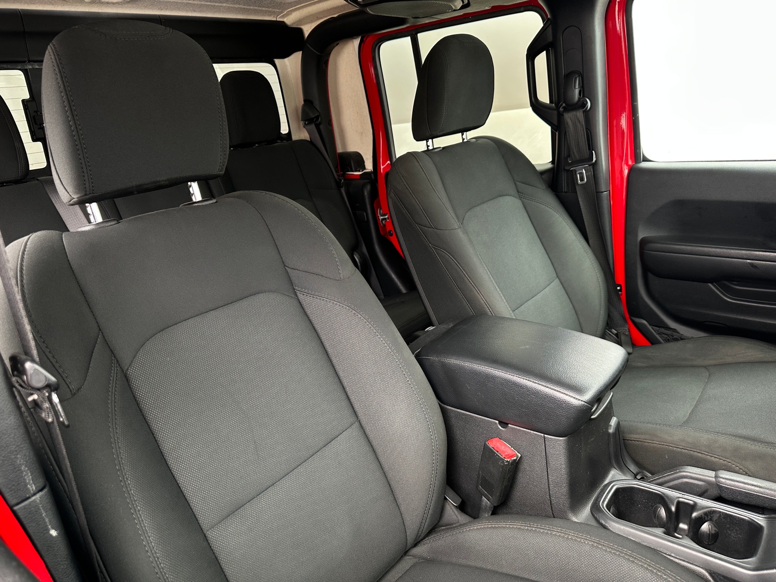 Thumbnail: 2020 Jeep Gladiator - 2
