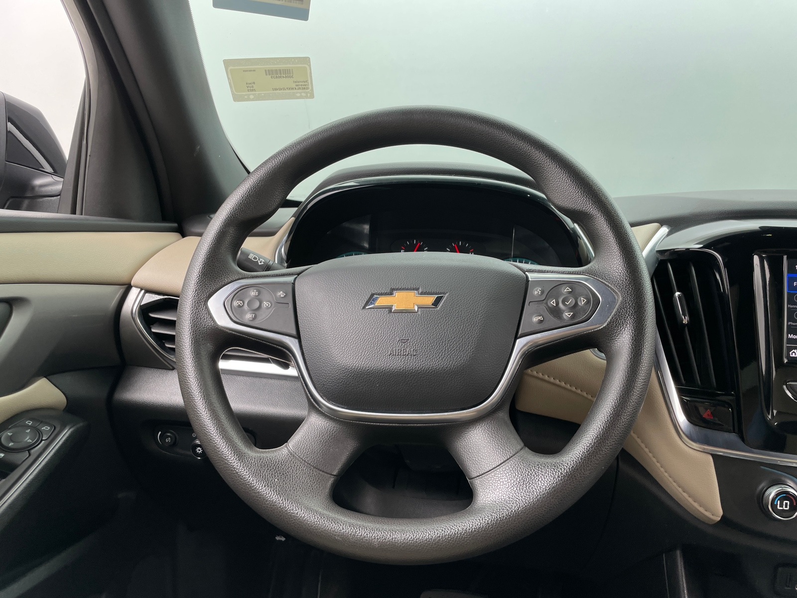 Thumbnail: 2023 Chevrolet Traverse - 5