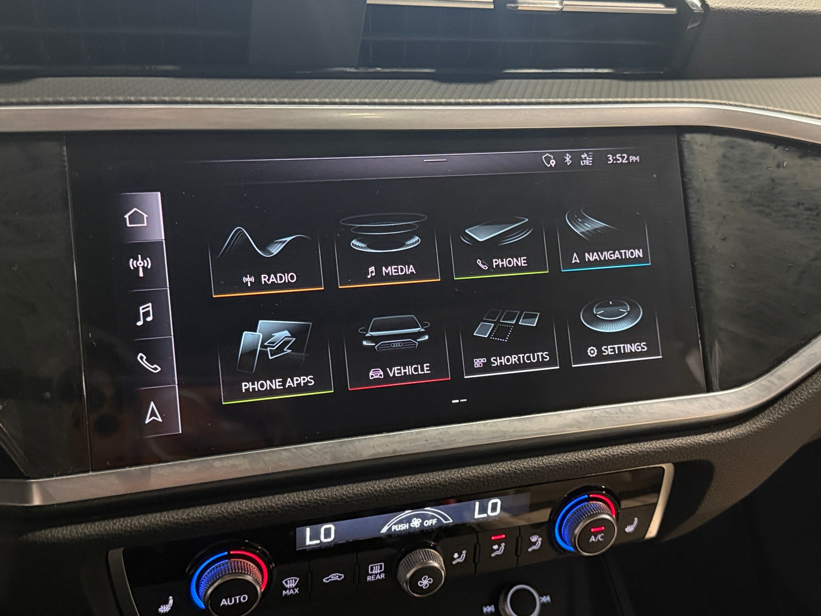 Thumbnail: 2020 Audi Q3 - 4