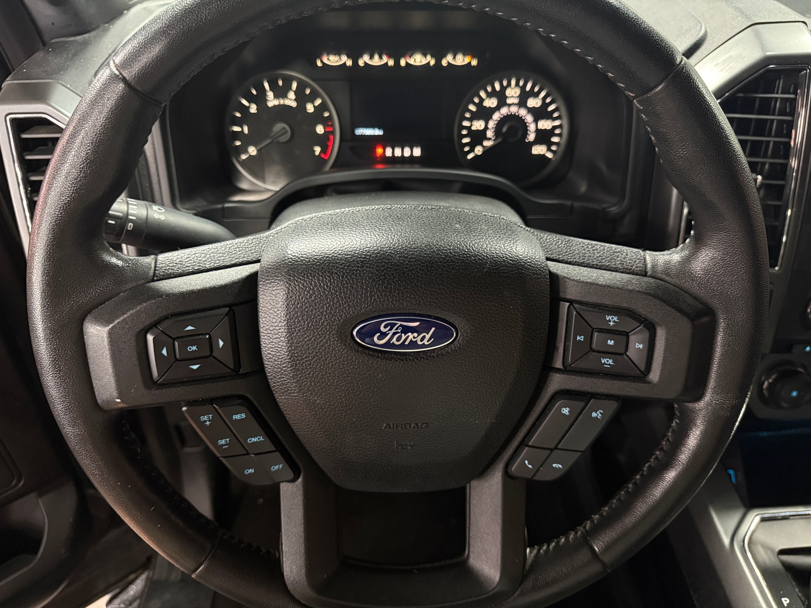 Thumbnail: 2018 Ford Econoline - 5