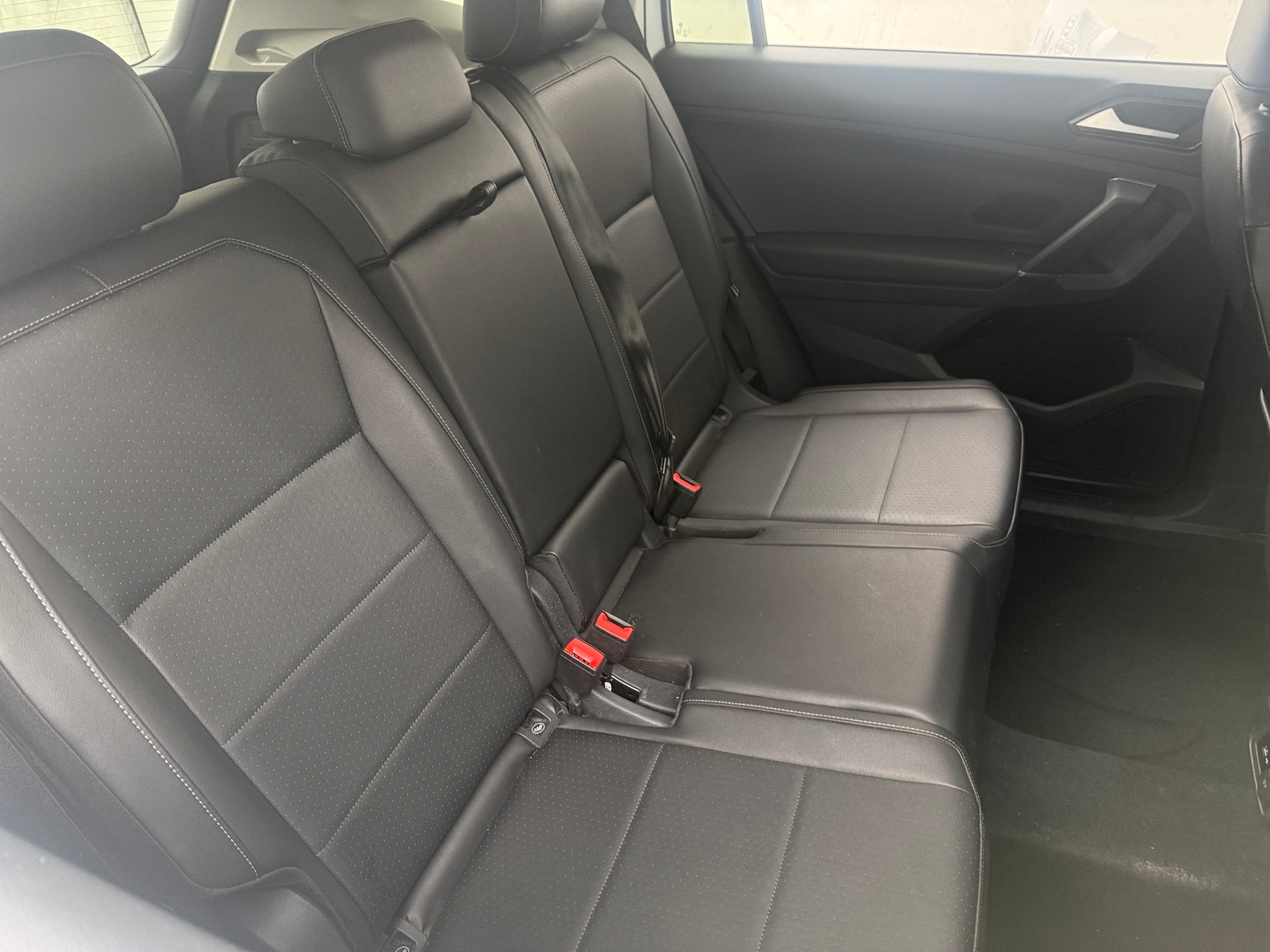 Thumbnail: 2018 Volkswagen Tiguan - 6