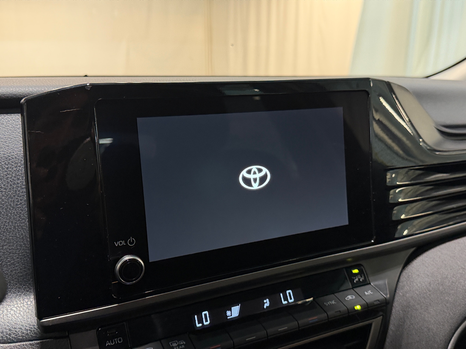 Thumbnail: 2026 Toyota Camry - 4