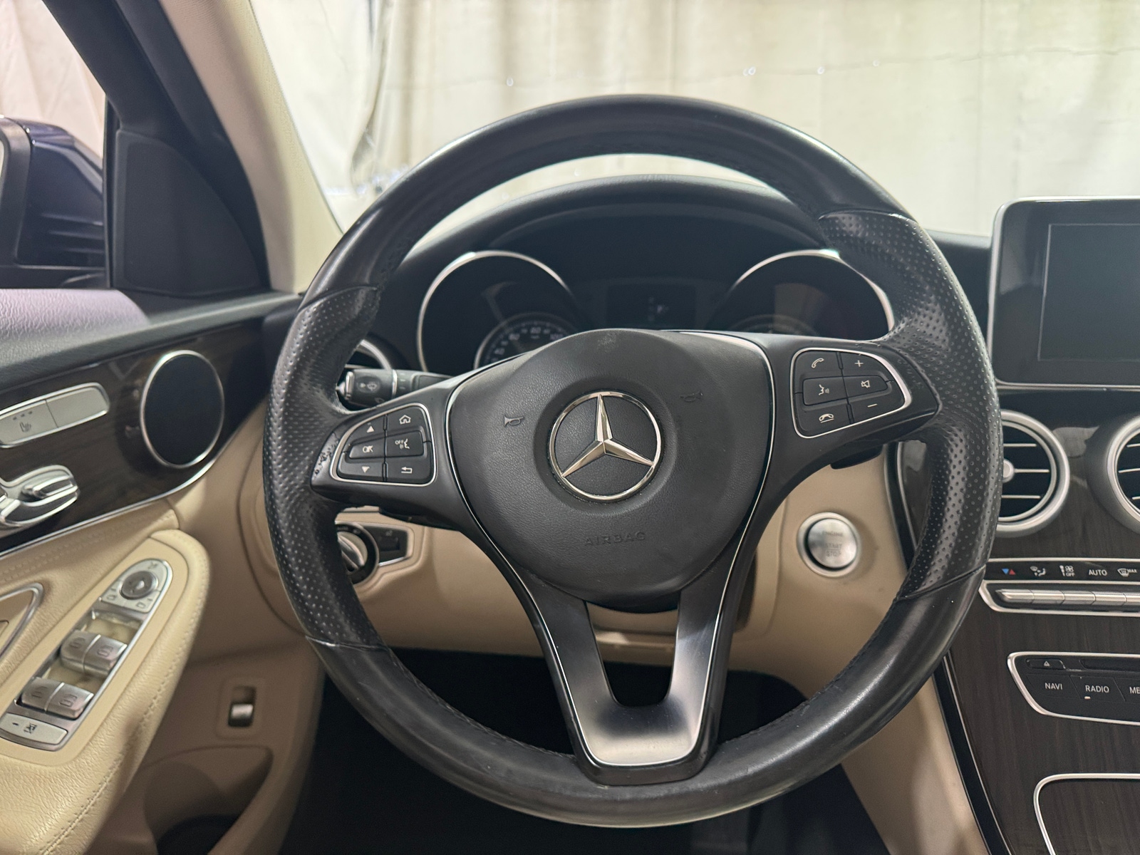 Thumbnail: 2015 Mercedes-Benz C-Class - 5
