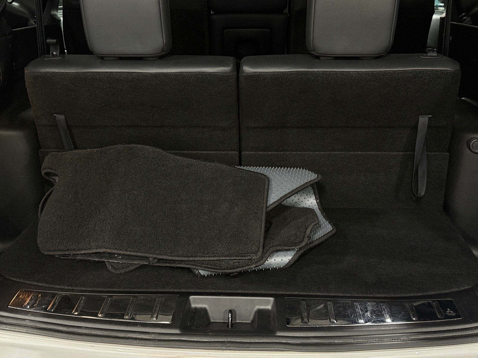 Thumbnail: 2022 Mitsubishi Outlander - 6