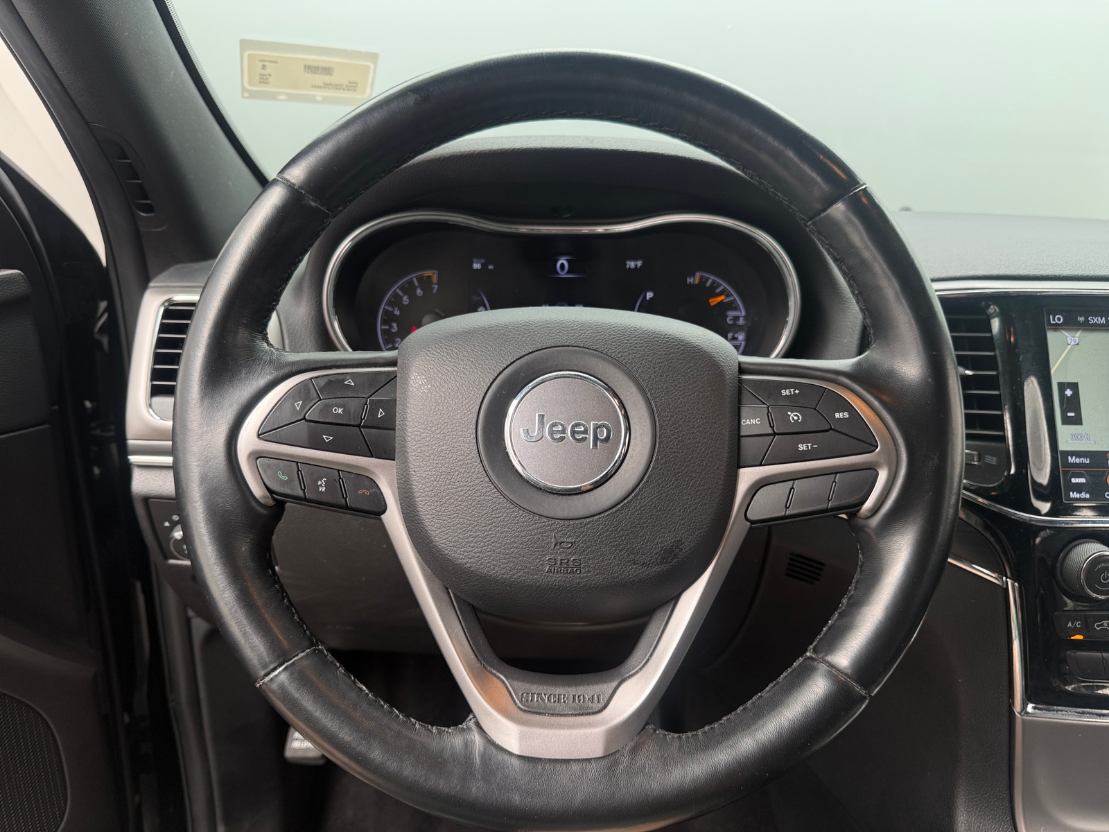 Thumbnail: 2020 Jeep Grand Cherokee - 4
