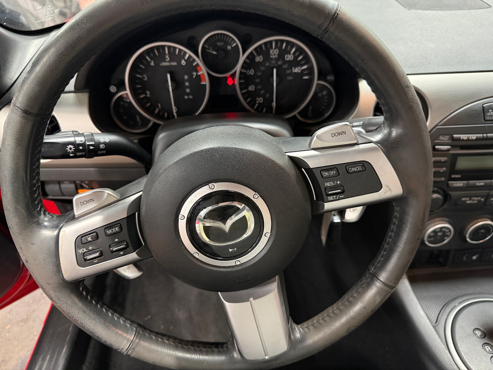 Thumbnail: 2012 Mazda MX-5 Miata - 4