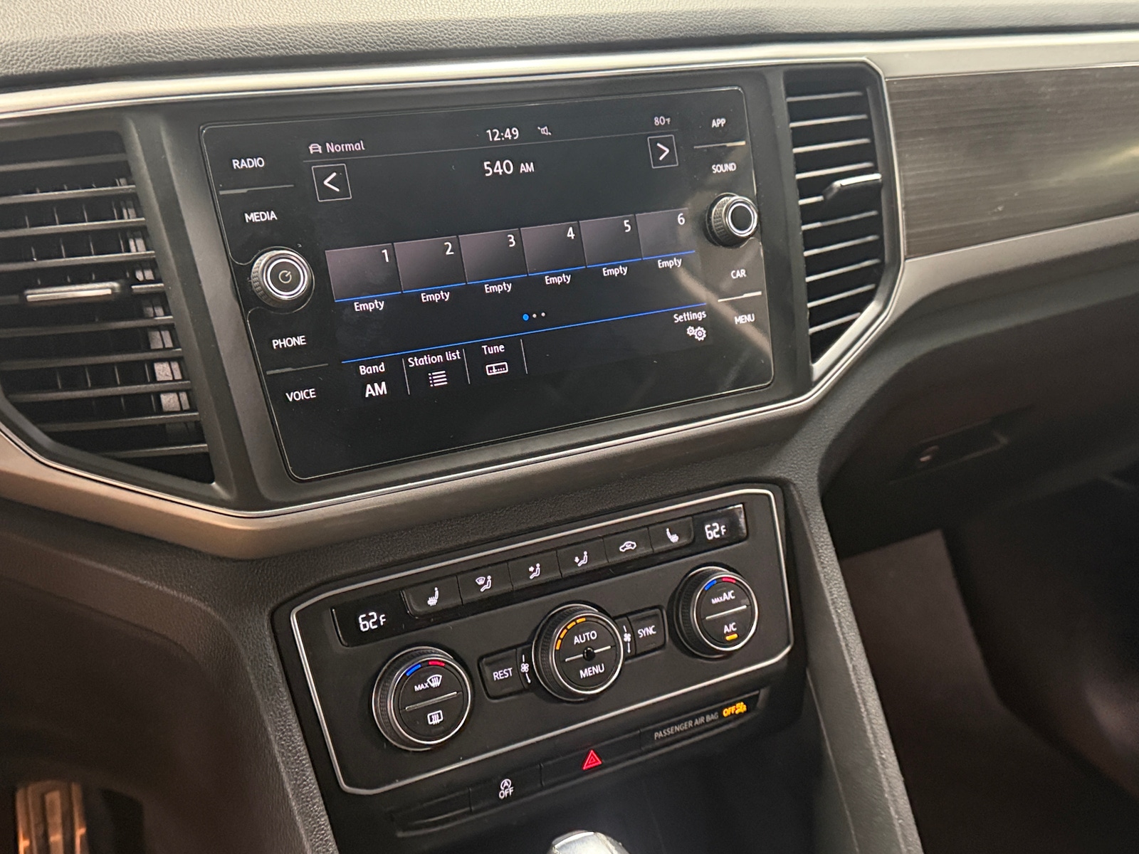 Thumbnail: 2019 Volkswagen Atlas - 3