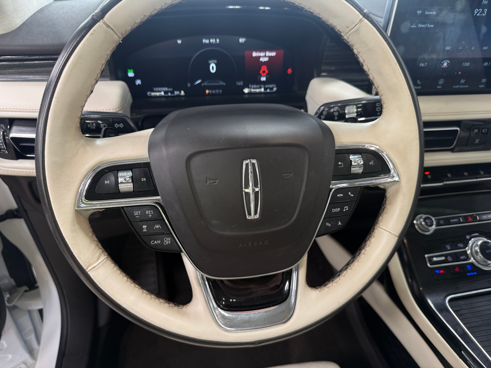 Thumbnail: 2021 Lincoln Nautilus - 4