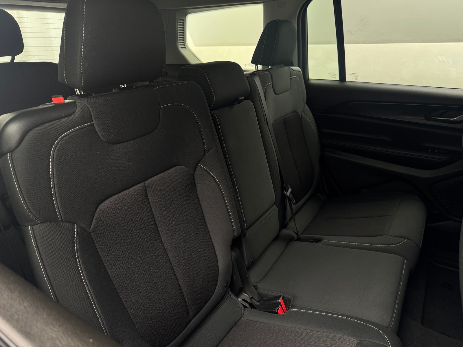 Thumbnail: 2024 Jeep Grand Cherokee L - 6