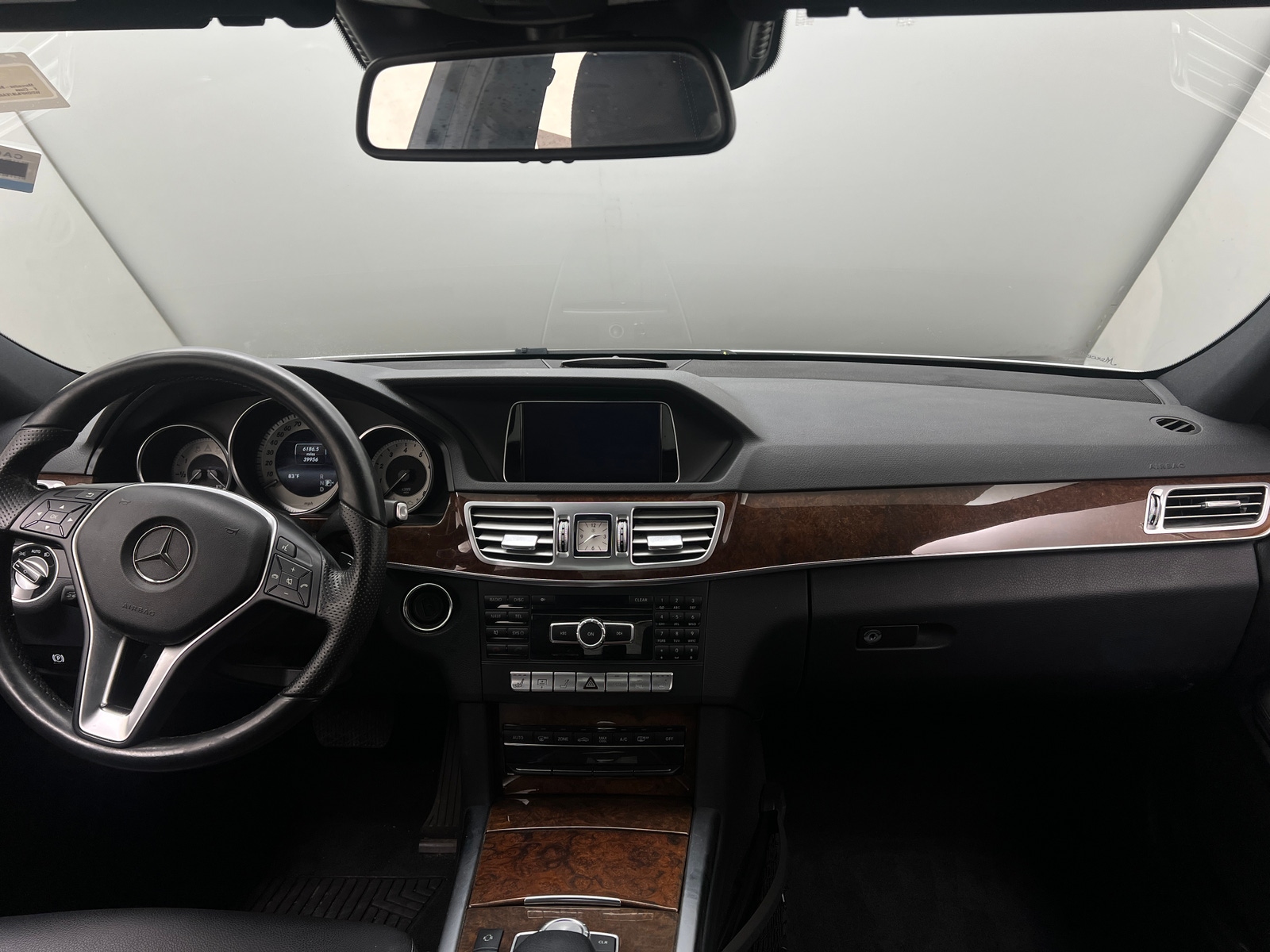 Thumbnail: 2014 Mercedes-Benz E-Class - 2