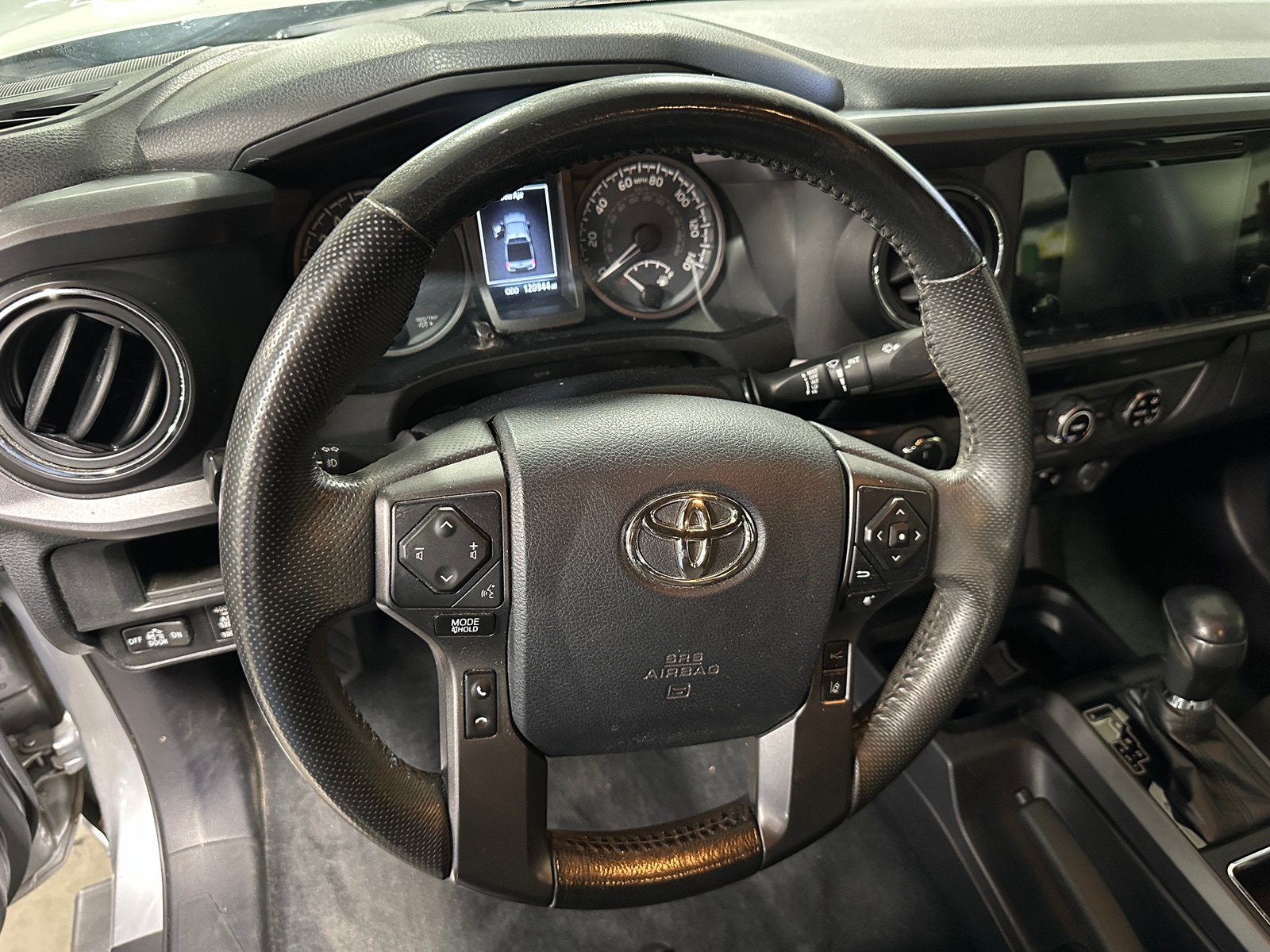 Thumbnail: 2018 Toyota Tacoma - 5