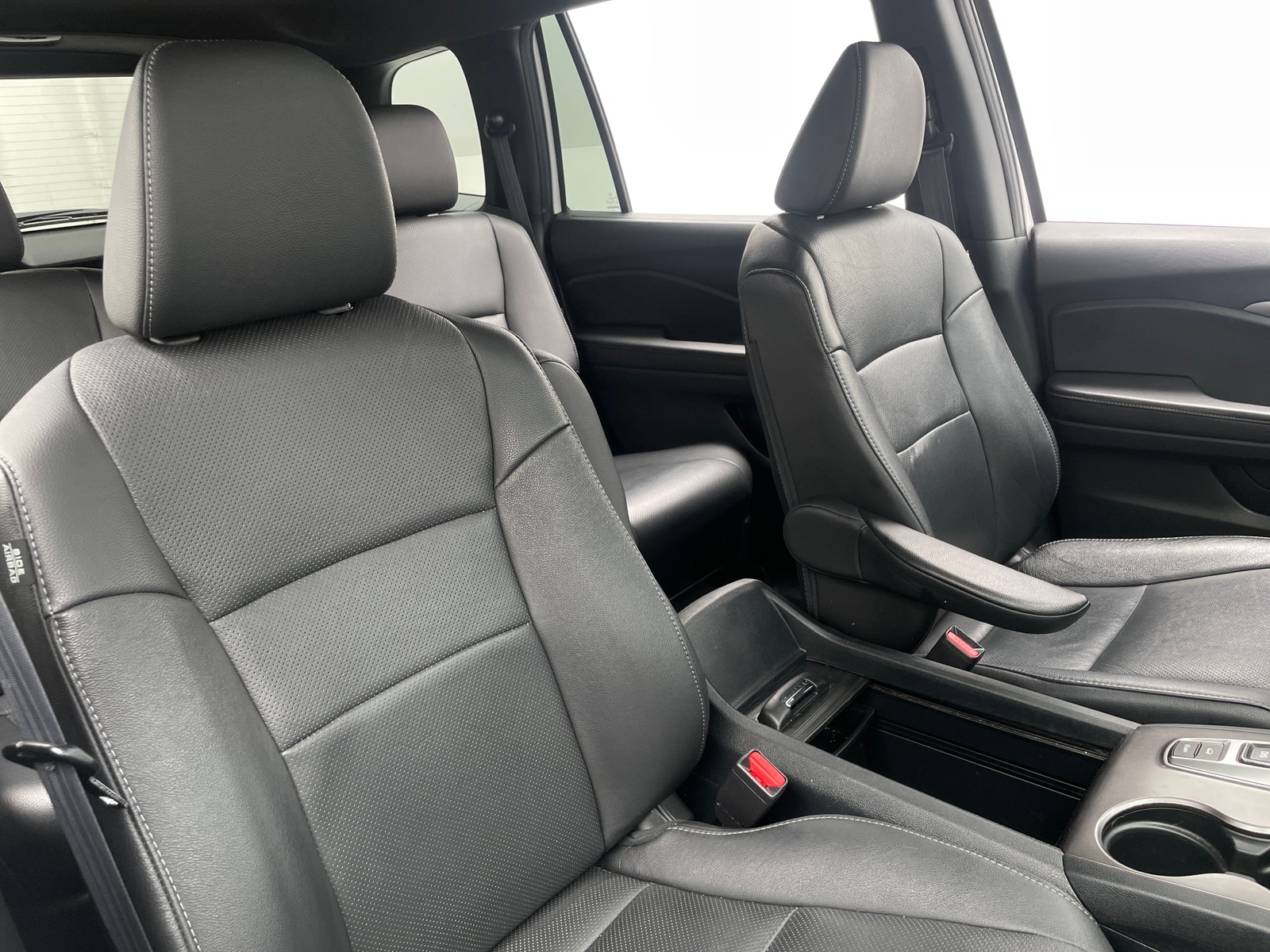 Thumbnail: 2023 Honda Passport - 2