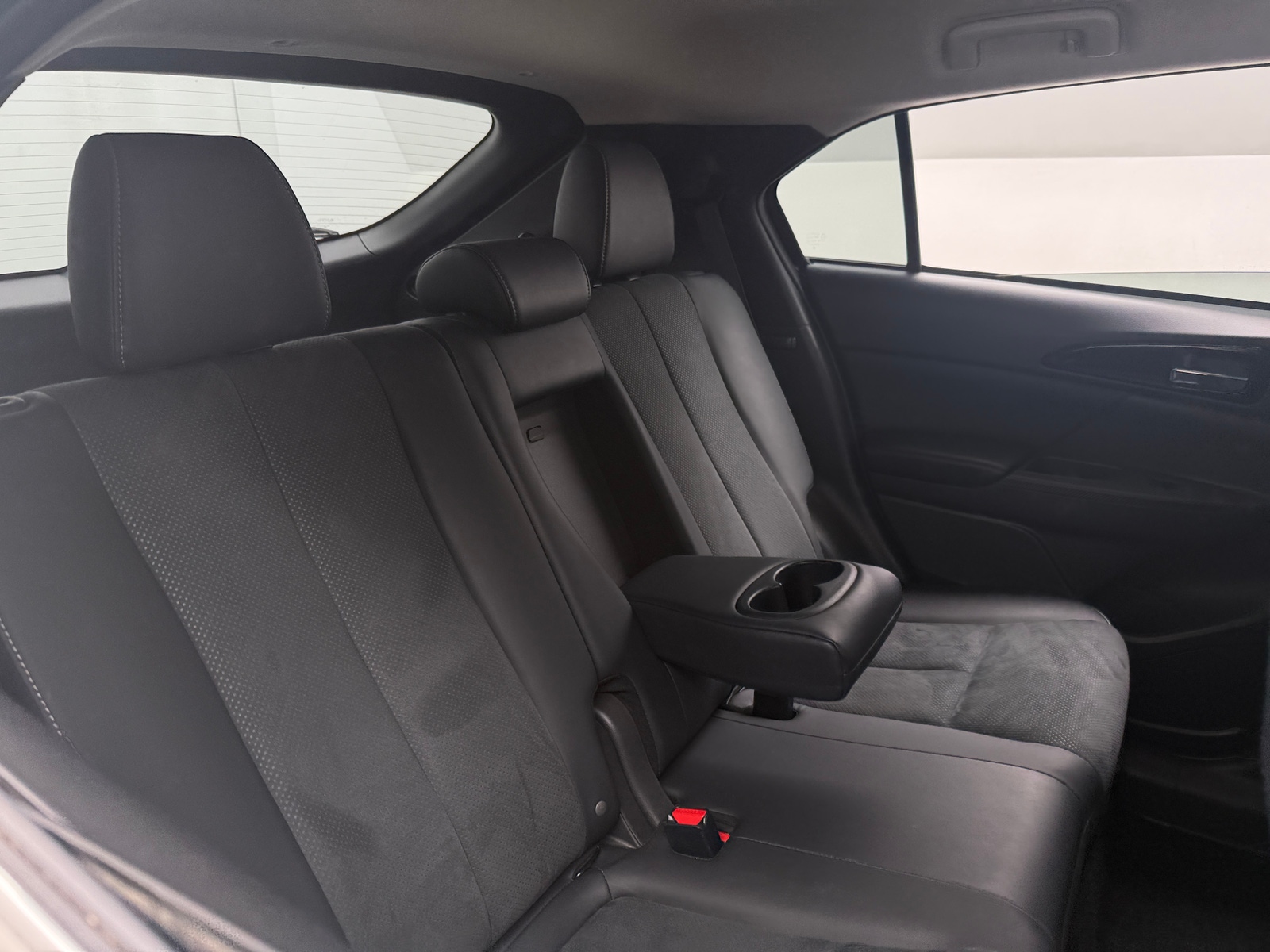 Thumbnail: 2026 Mitsubishi Eclipse Cross - 6