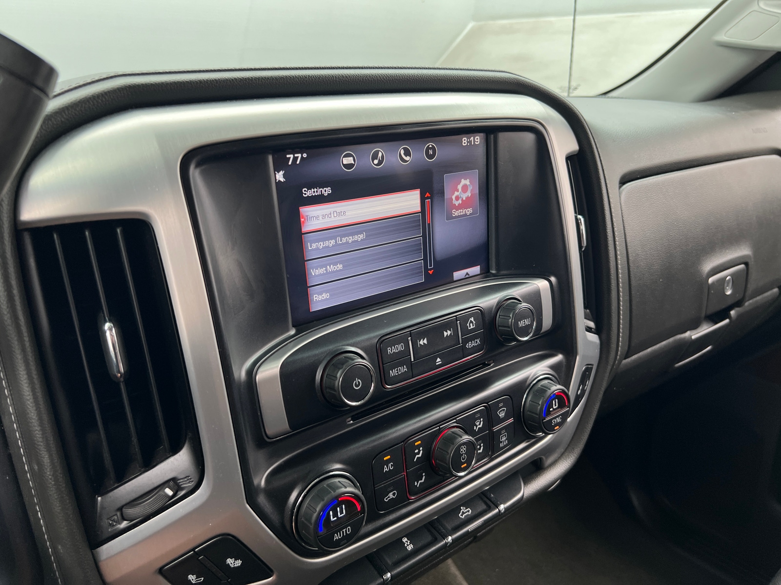 Thumbnail: 2015 GMC Sierra 1500 - 3