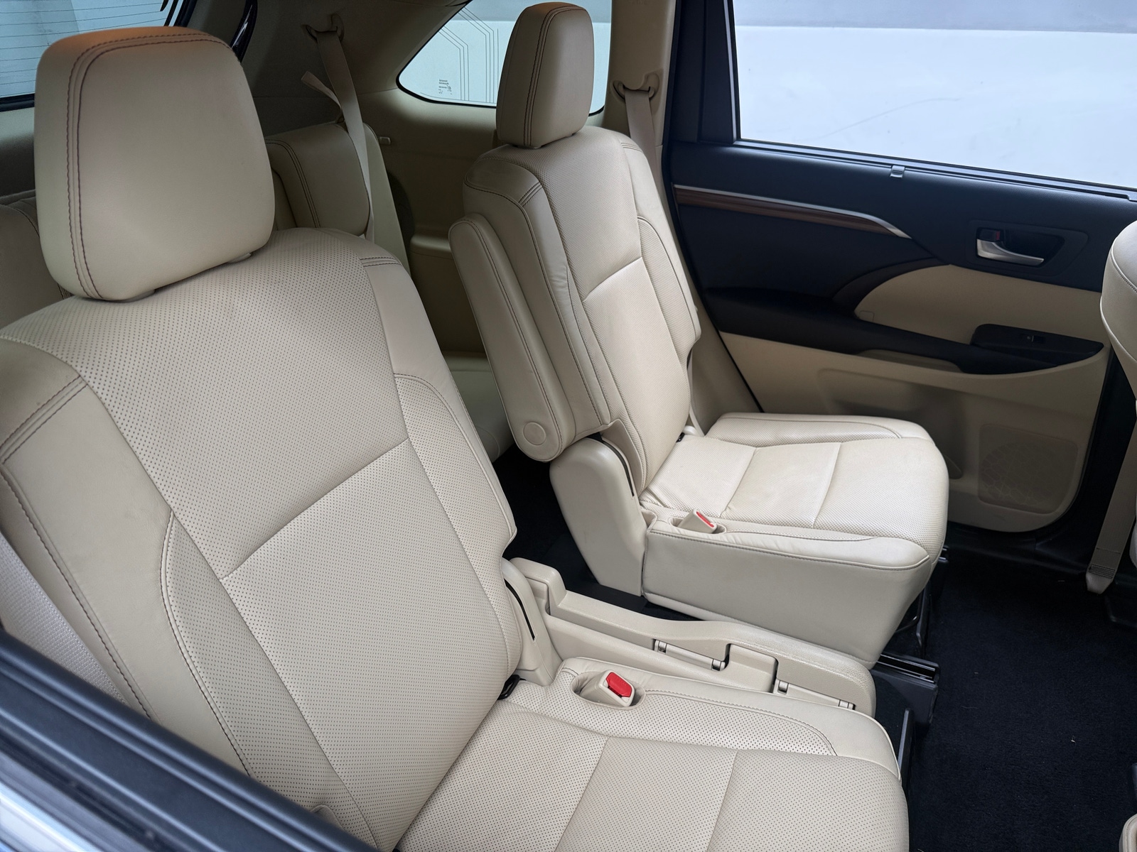 Thumbnail: 2018 Toyota Highlander - 6