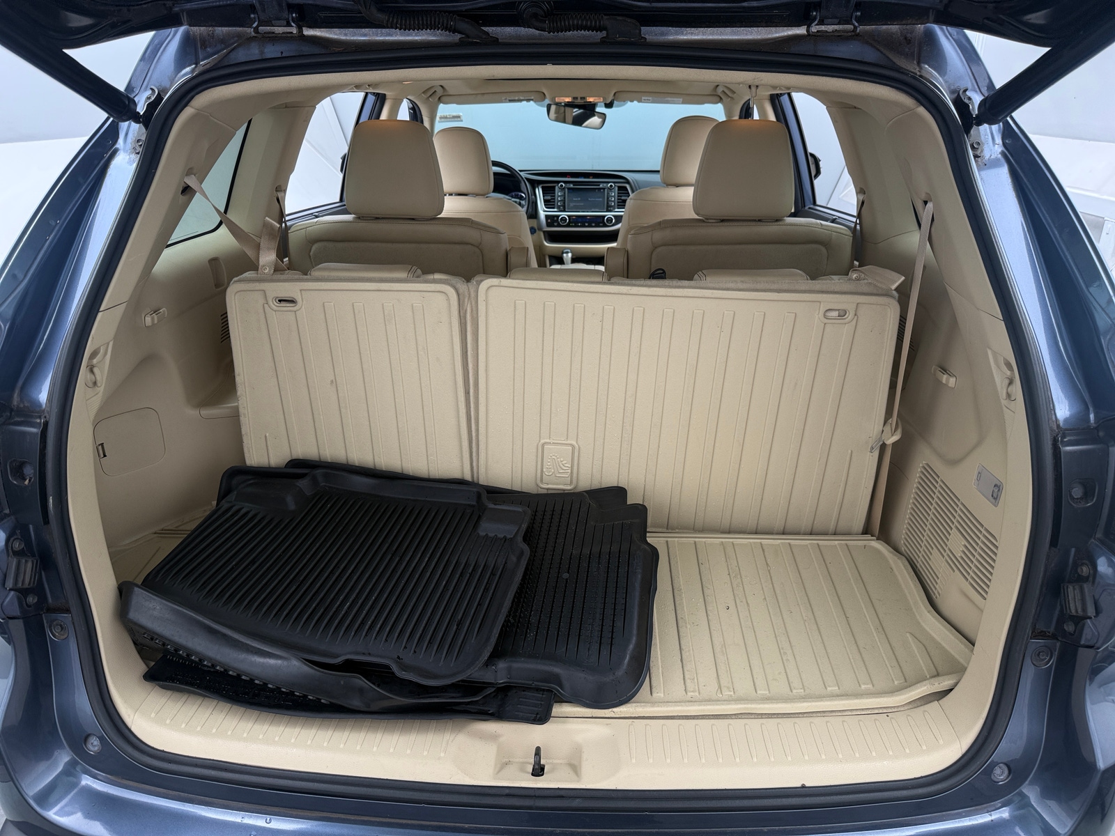 Thumbnail: 2018 Toyota Highlander - 7