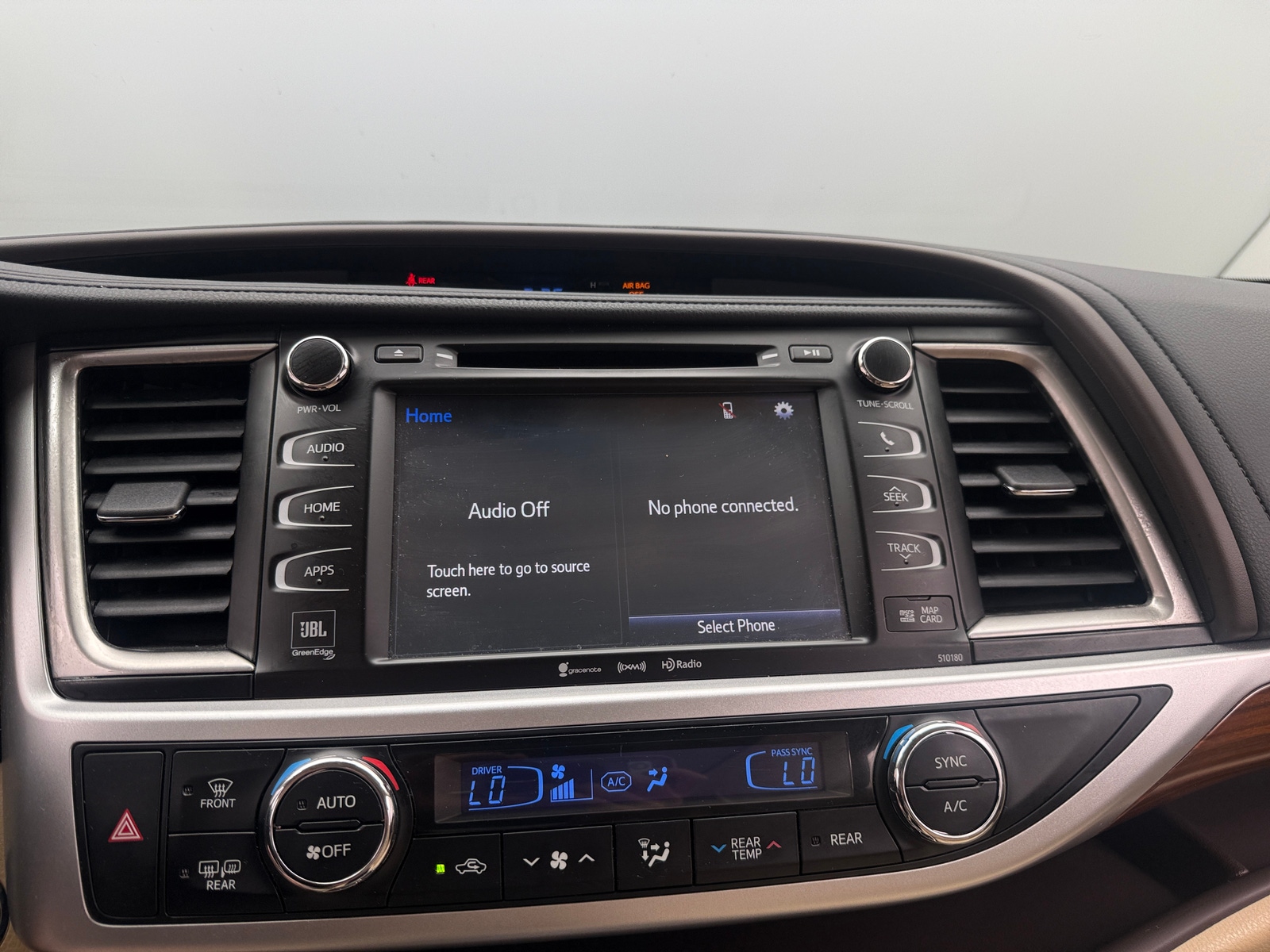 Thumbnail: 2018 Toyota Highlander - 4