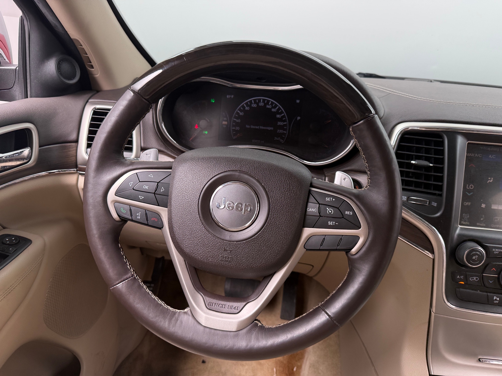 Thumbnail: 2015 Jeep Grand Cherokee - 4