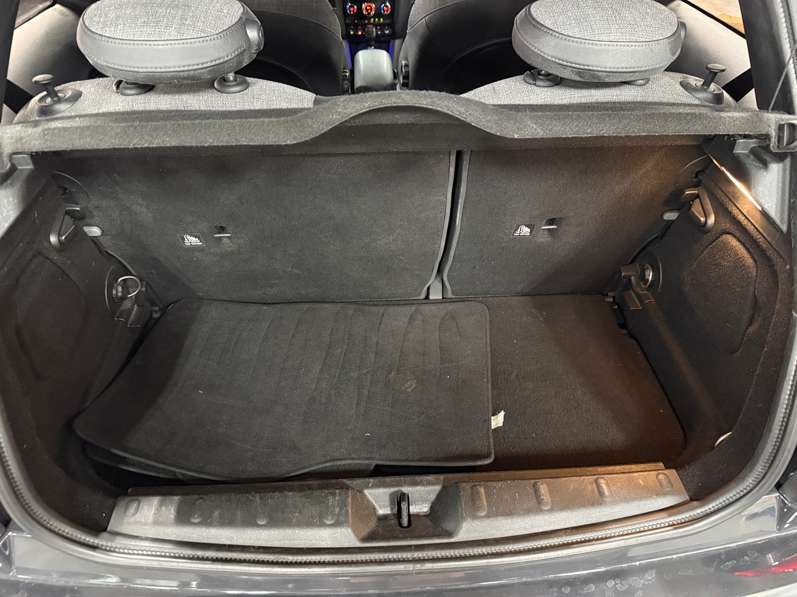 Thumbnail: 2014 MINI Cooper Hardtop - 6