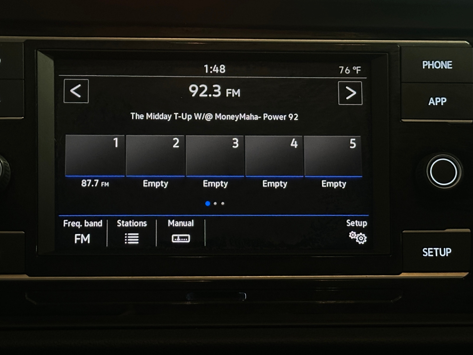 Thumbnail: 2019 Volkswagen Jetta - 4