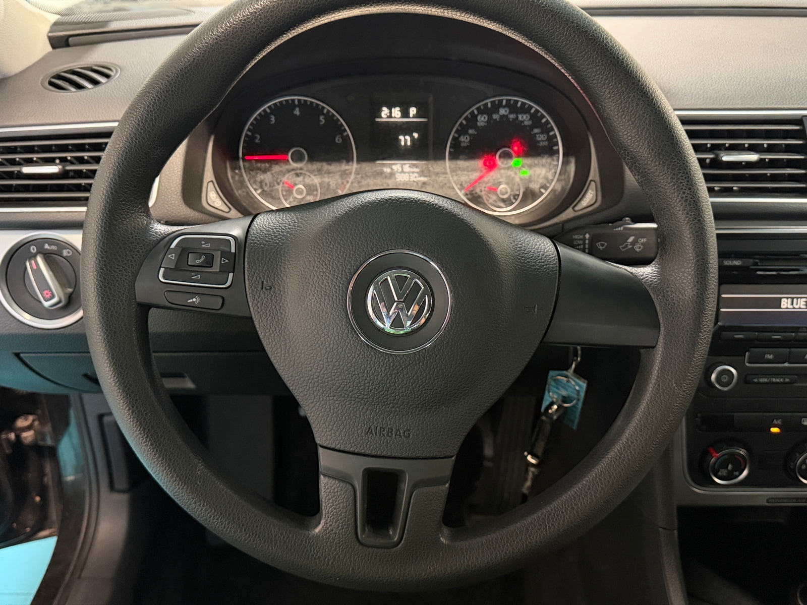 Thumbnail: 2015 Volkswagen Passat - 5