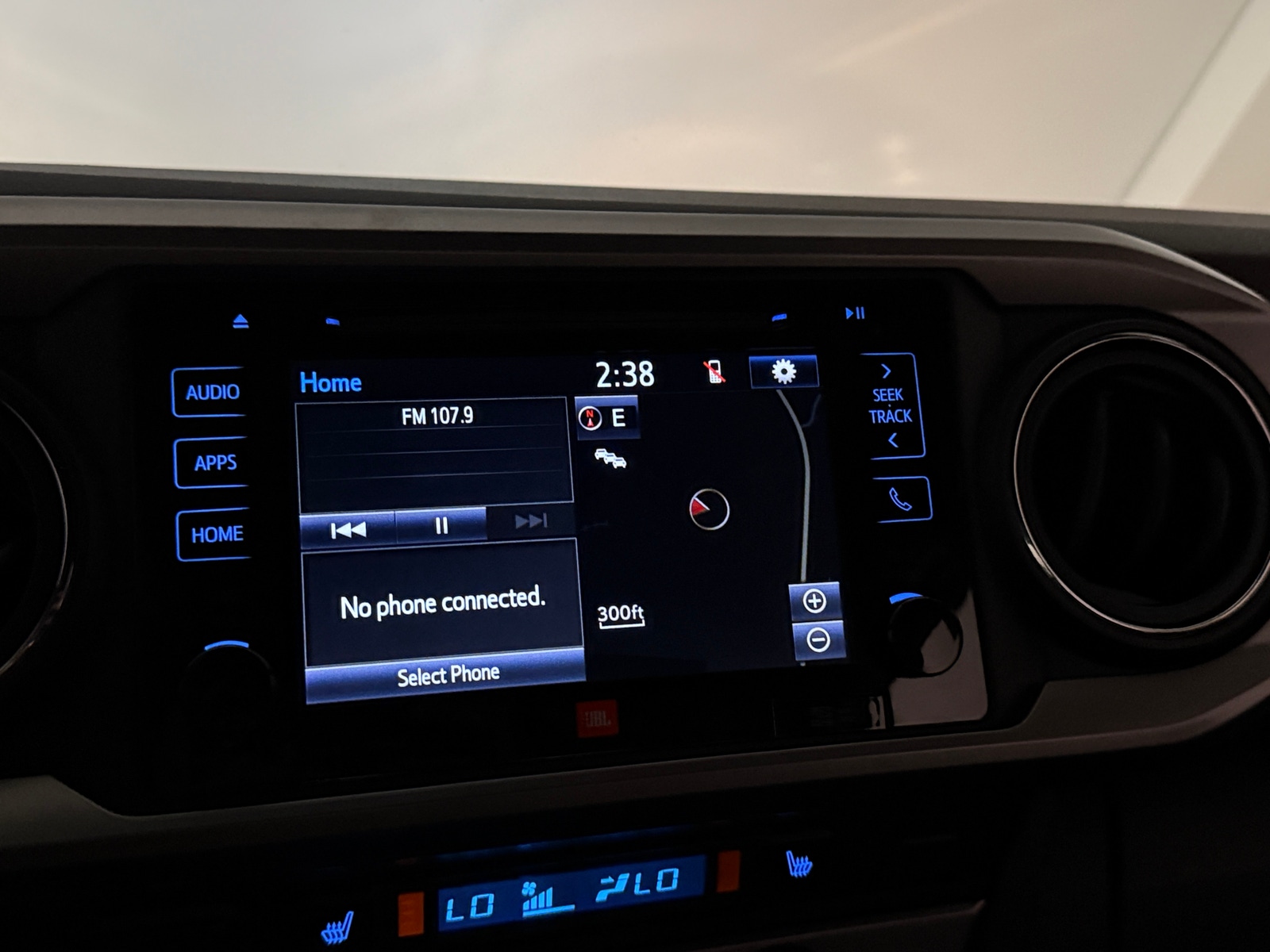 Thumbnail: 2019 Toyota Tacoma - 3