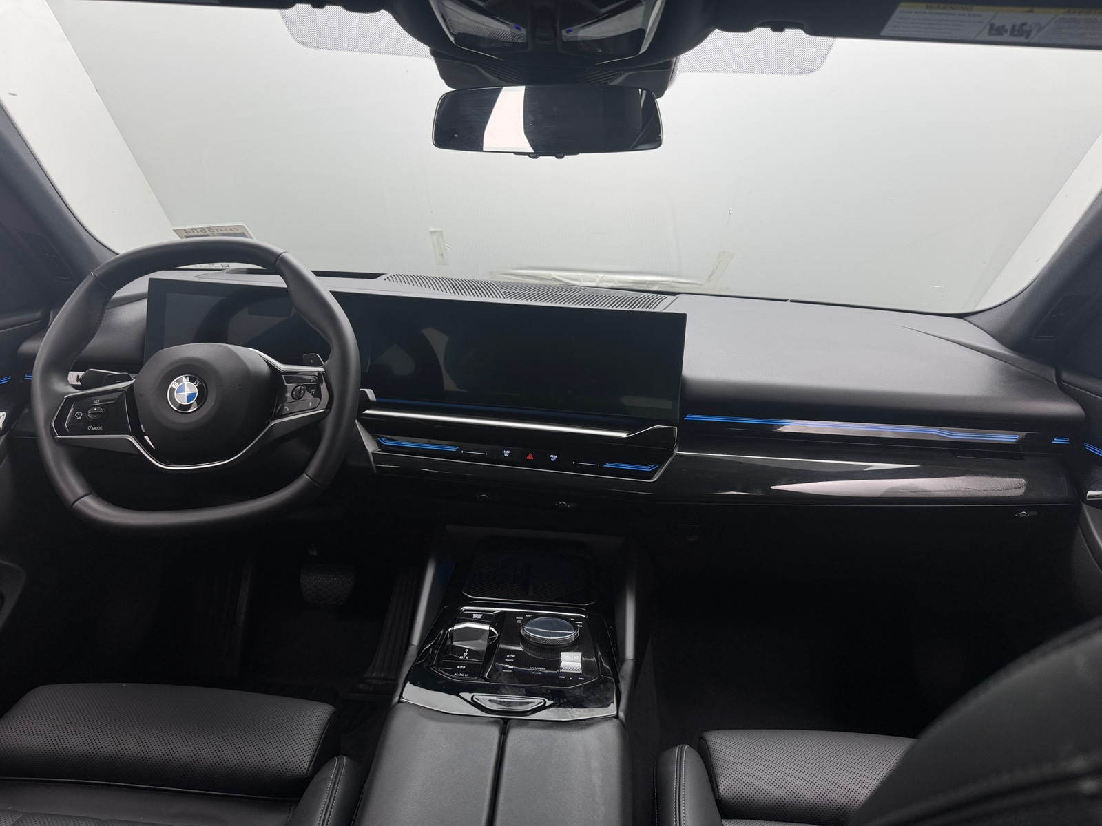 Thumbnail: 2026 BMW 5 Series - 3