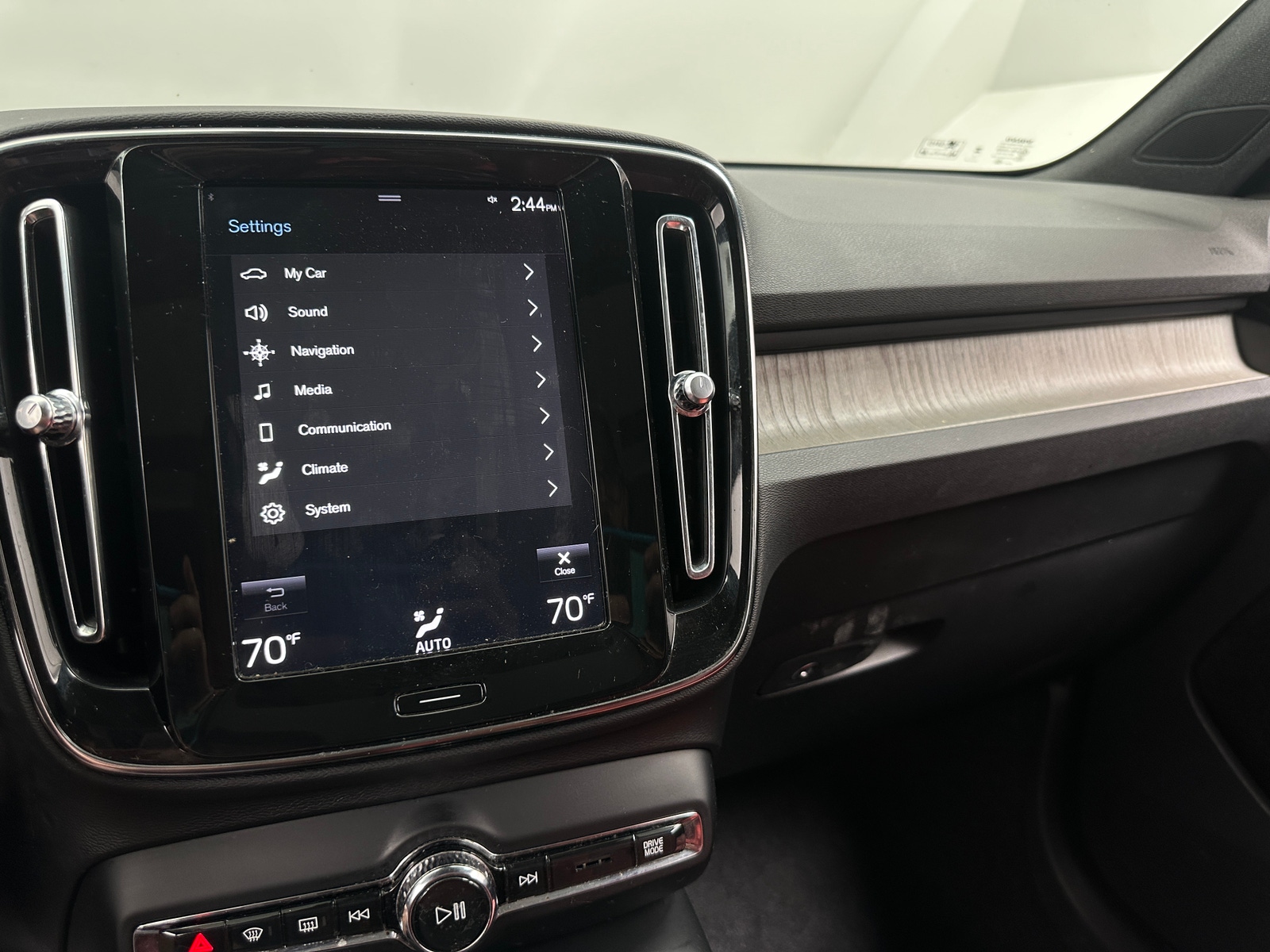 Thumbnail: 2020 Volvo XC40 - 3