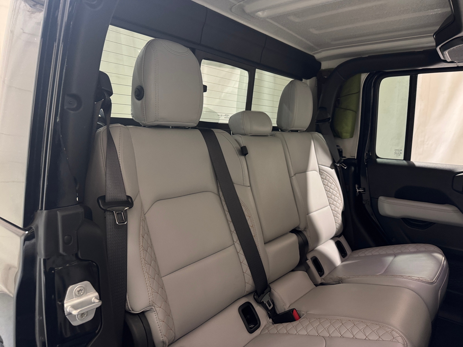 Thumbnail: 2022 Jeep Gladiator - 5