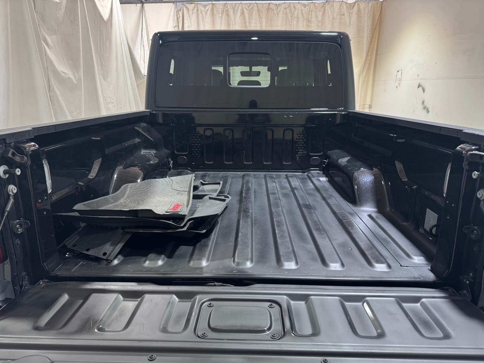 Thumbnail: 2022 Jeep Gladiator - 6
