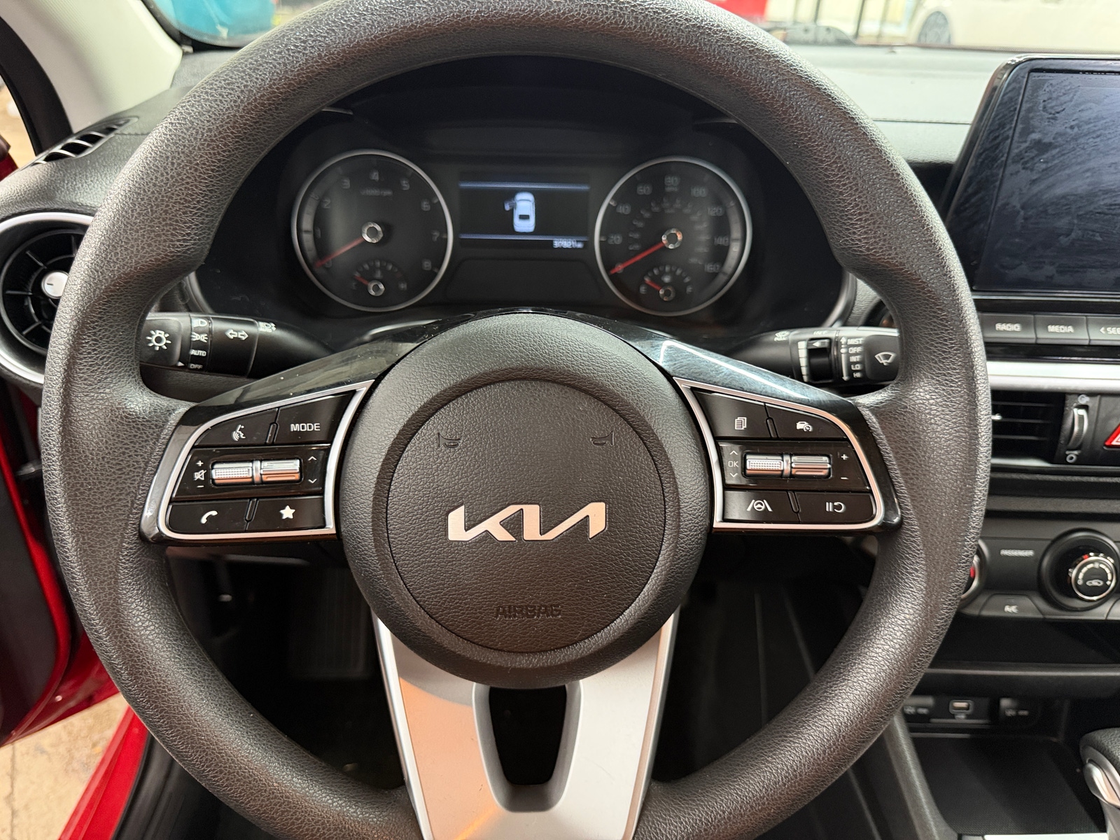 Thumbnail: 2023 Kia Forte - 5
