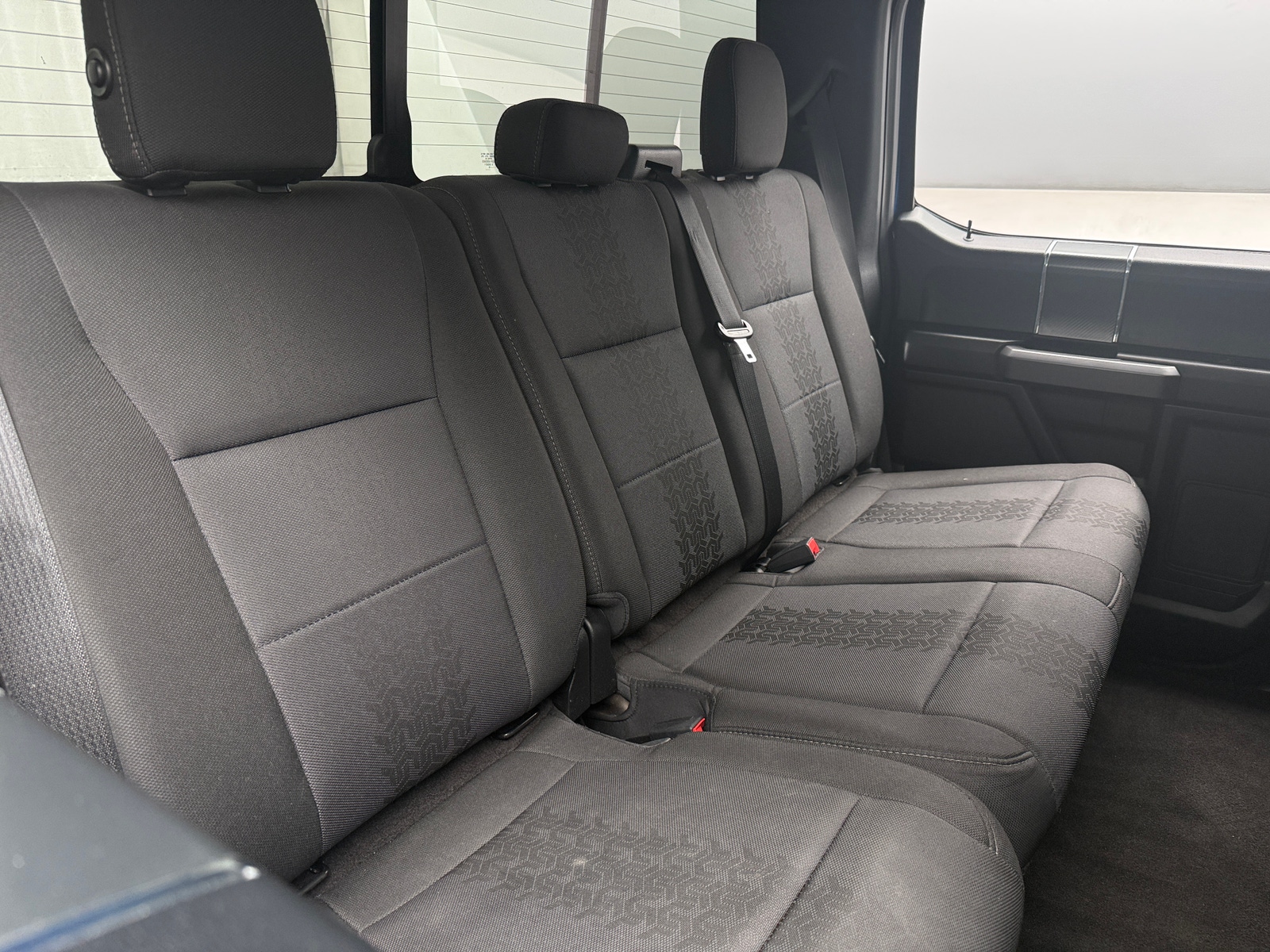Thumbnail: 2019 Ford Econoline - 6
