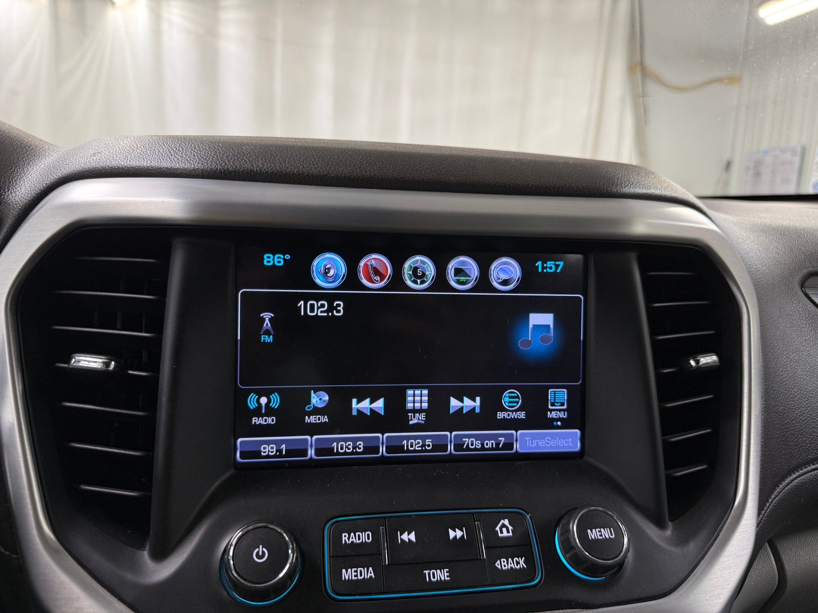 Thumbnail: 2019 GMC Acadia - 3