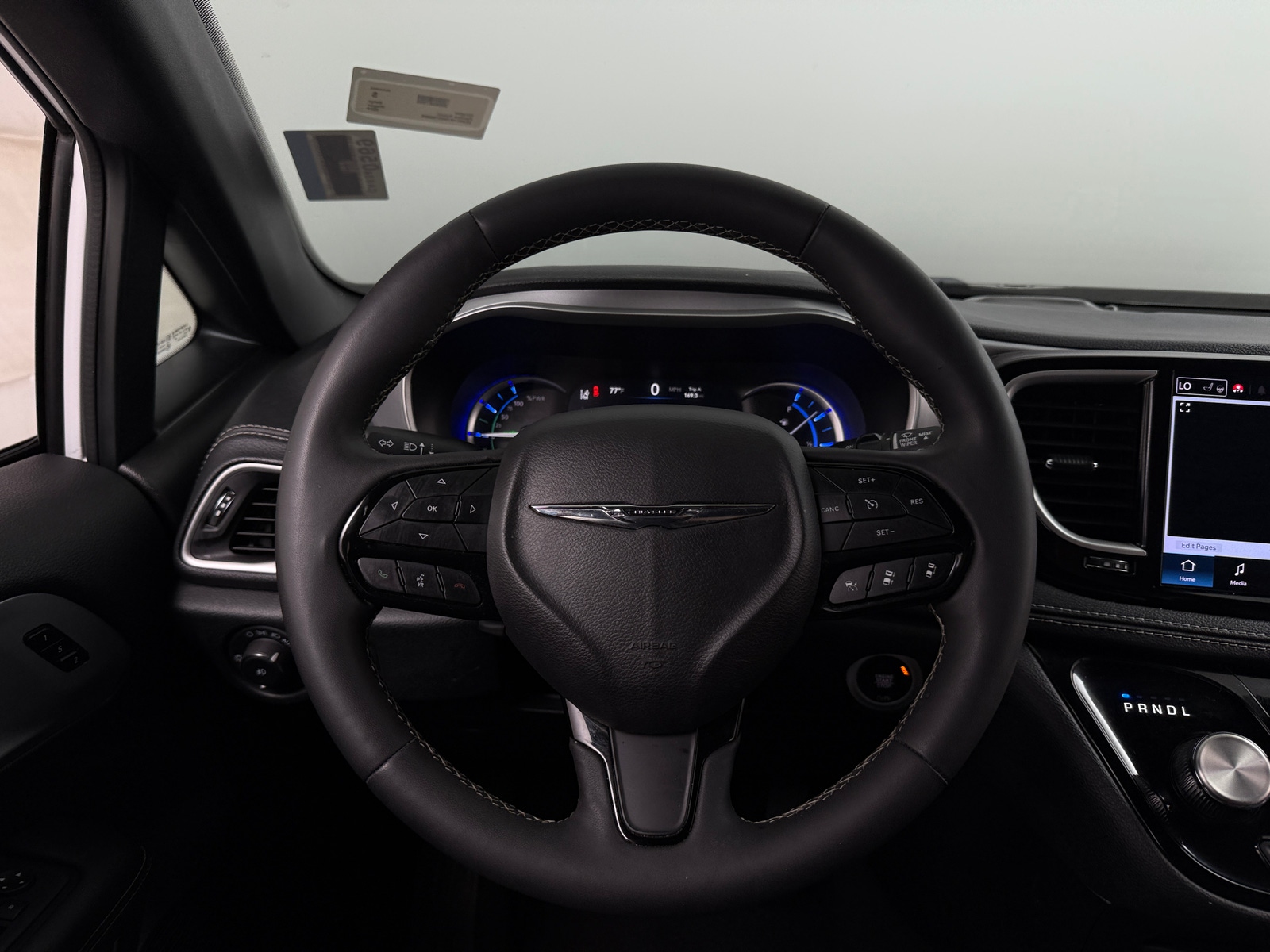 Thumbnail: 2024 Chrysler Pacifica - 4