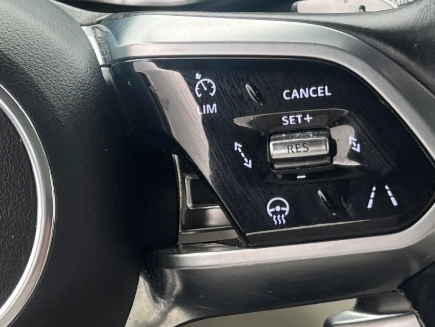 2022 Jaguar F-Pace SVR - Photo 21
