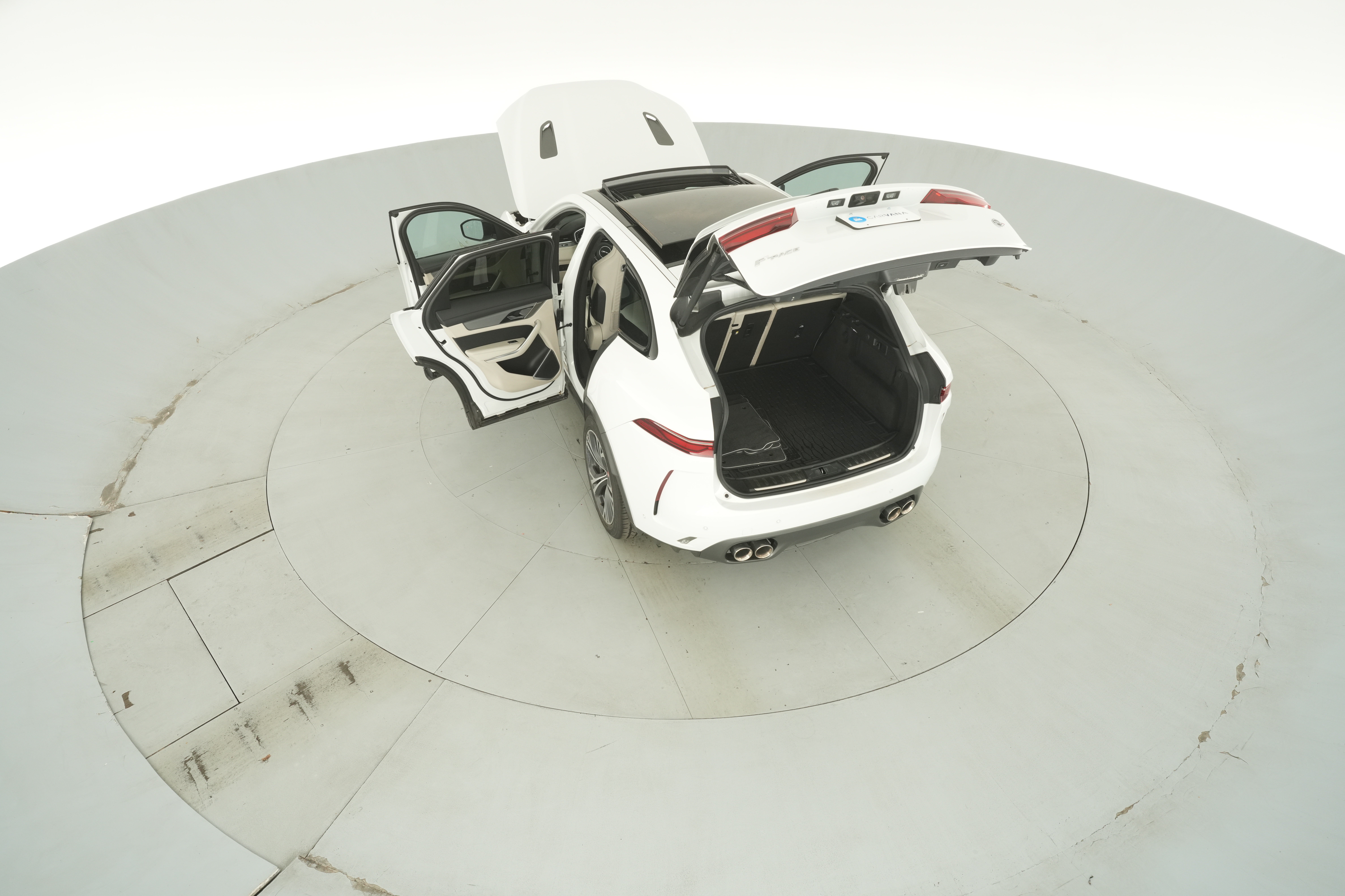 2022 Jaguar F-Pace SVR - Photo 55