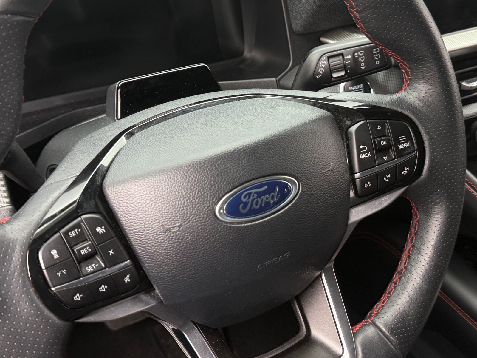 Thumbnail: 2025 Ford Explorer - 4